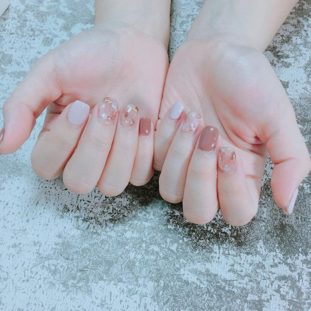 粉嫩色美甲圖片 超30款嫩色系美甲推薦 粉嫩色美甲圖片 超30款嫩色系美甲推薦