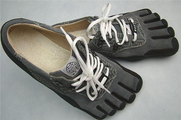 五指鞋的好處和壞處 運動更舒適 五指鞋的好處和壞處 運動更舒適