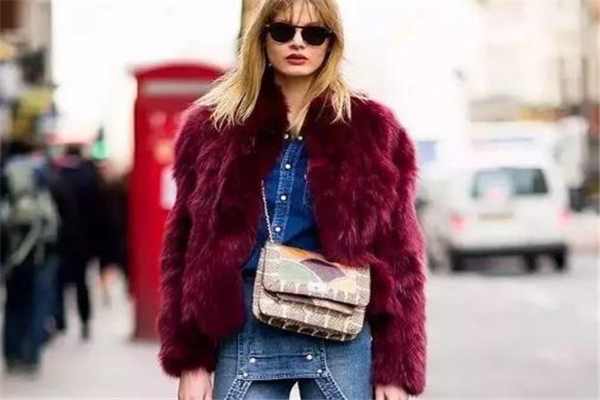 今年流行什么短款外套 小個(gè)子不能錯(cuò)過(guò) 今年流行什么短款外套 小個(gè)子不能錯(cuò)過(guò)