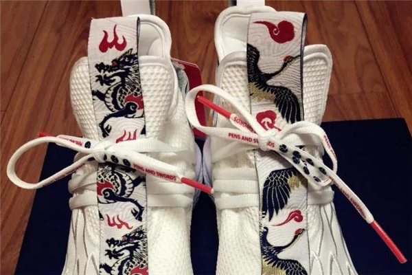 李寧溯錦繡測評 國產(chǎn)良心之作 李寧溯錦繡測評 國產(chǎn)良心之作