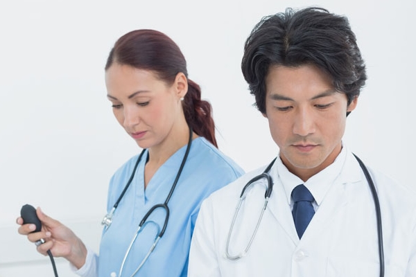 改善高血壓并發(fā)癥 飲食按摩雙調(diào)養(yǎng) 改善高血壓并發(fā)癥 飲食按摩雙調(diào)養(yǎng)