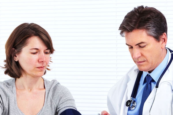 改善高血壓并發(fā)癥 飲食按摩雙調(diào)養(yǎng) 改善高血壓并發(fā)癥 飲食按摩雙調(diào)養(yǎng)