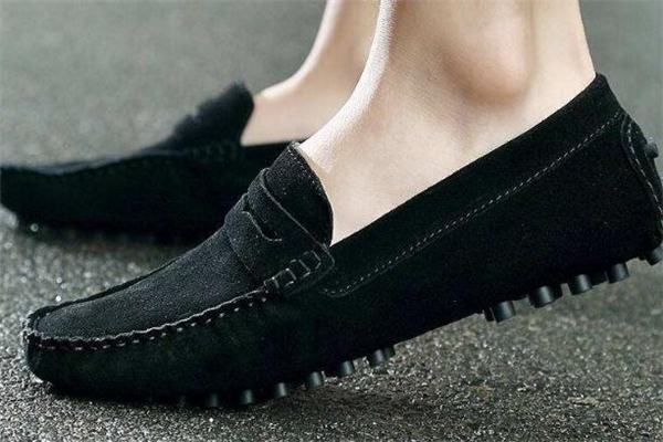 豆豆鞋為什么叫豆豆鞋 因為鞋底的原因 豆豆鞋為什么叫豆豆鞋 因為鞋底的原因