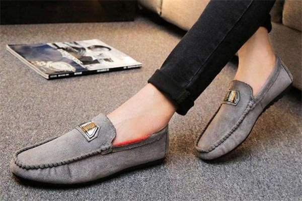 豆豆鞋為什么叫豆豆鞋 因為鞋底的原因 豆豆鞋為什么叫豆豆鞋 因為鞋底的原因