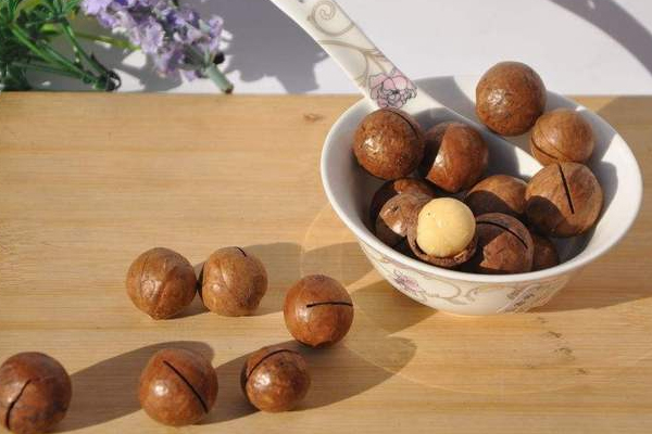 怎么挑選夏威夷果干果 3個(gè)小妙招一看就會