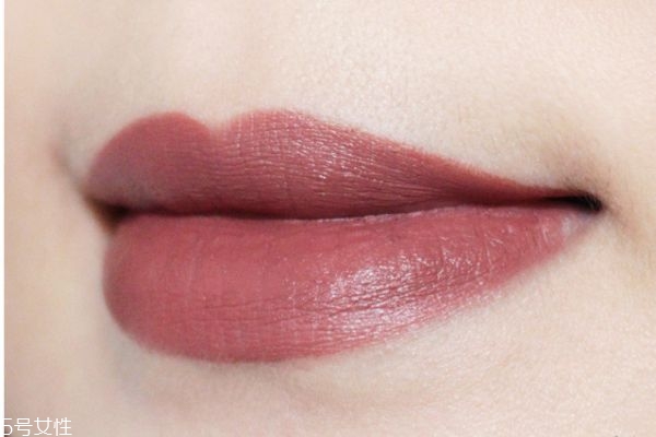 mac亮星唇彩試色 mac patrick starr聯(lián)名試色 mac亮星唇彩試色 mac patrick starr聯(lián)名試色