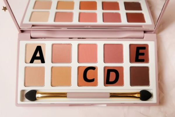 稚優(yōu)泉十色眼影畫法 稚優(yōu)泉十色眼影教程 稚優(yōu)泉十色眼影畫法 稚優(yōu)泉十色眼影教程