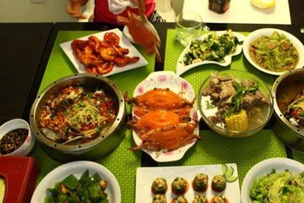 晚餐飲食要注意 與多種疾病掛上鉤 晚餐飲食要注意 與多種疾病掛上鉤