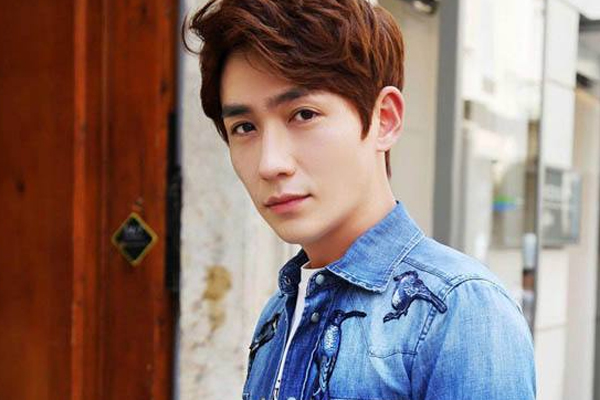 男性禿頭與性生活過度有很大關(guān)系 男性禿頭與性生活過度有很大關(guān)系