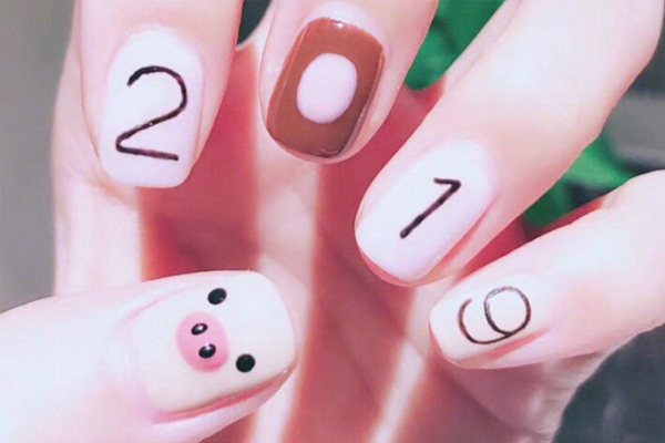 2019卡通小豬美甲圖案 豬豬美甲圖片2019 2019卡通小豬美甲圖案 豬豬美甲圖片2019