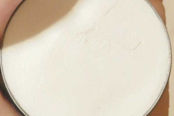 百雀羚護(hù)膚脂能擦臉嗎 擦了超滋潤 百雀羚護(hù)膚脂能擦臉嗎 擦了超滋潤