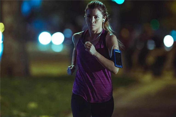 晚上運(yùn)動(dòng)會(huì)導(dǎo)致失眠嗎 運(yùn)動(dòng)量不要太大 晚上運(yùn)動(dòng)會(huì)導(dǎo)致失眠嗎 運(yùn)動(dòng)量不要太大