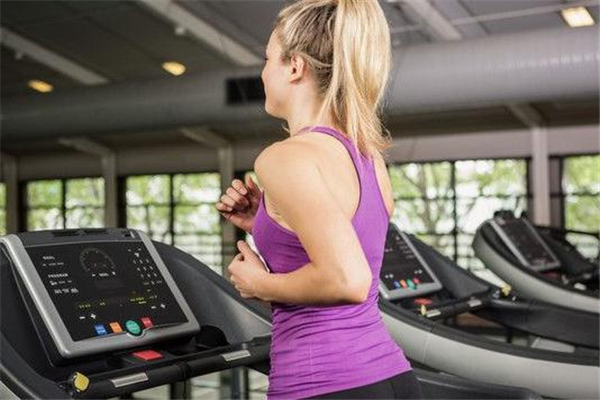 跑步機上走路能減肥嗎 不能走太慢 跑步機上走路能減肥嗎 不能走太慢
