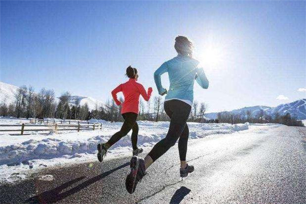 冬天跑步要戴口罩嗎 看個人習慣 冬天跑步要戴口罩嗎 看個人習慣