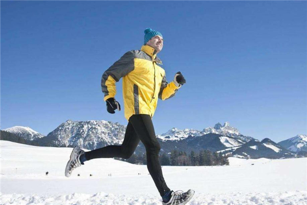 冬天跑步為什么頭痛 腦供血不足 冬天跑步為什么頭痛 腦供血不足