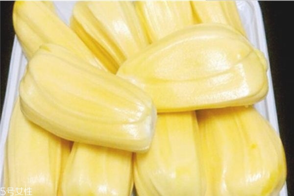 菠蘿蜜上火嗎 菠蘿蜜的營(yíng)養(yǎng)與功效 菠蘿蜜上火嗎 菠蘿蜜的營(yíng)養(yǎng)與功效