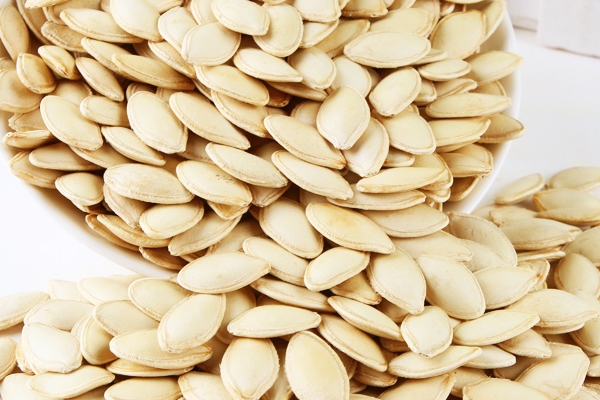 南瓜子是熱性還是涼性 不熱也不涼 南瓜子是熱性還是涼性 不熱也不涼