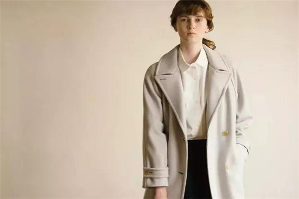 雙面呢大衣有內(nèi)襯嗎 兩面都是呢子 雙面呢大衣有內(nèi)襯嗎 兩面都是呢子