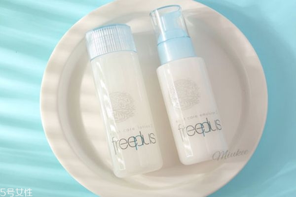 芙麗芳絲水乳含酒精嗎 多數(shù)不含酒精 芙麗芳絲水乳含酒精嗎 多數(shù)不含酒精