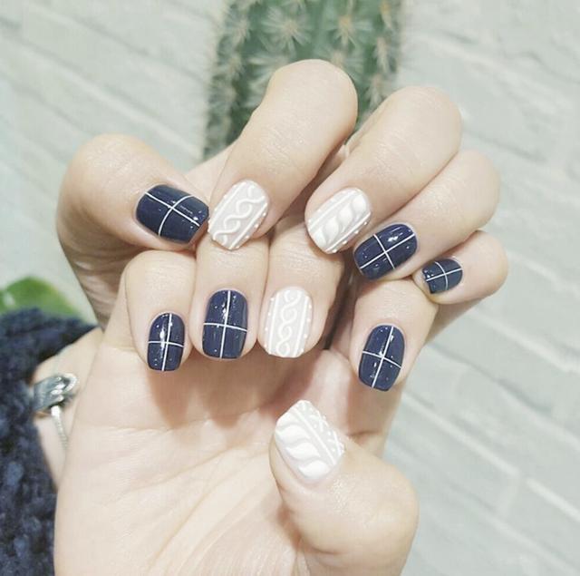 冬天毛衣紋美甲圖片 溫暖時(shí)髦毛衣紋美甲 冬天毛衣紋美甲圖片 溫暖時(shí)髦毛衣紋美甲