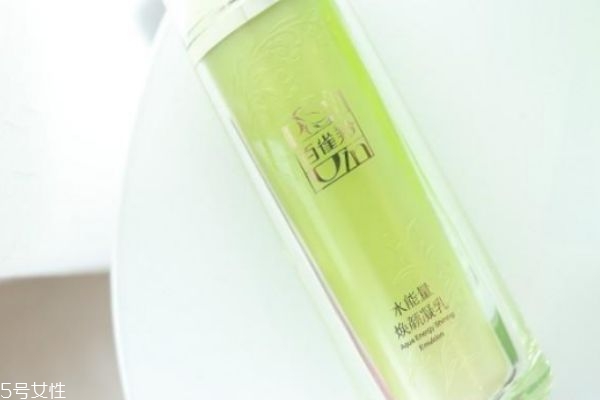 百雀羚水能量有幾種 百雀羚水能量系列 百雀羚水能量有幾種 百雀羚水能量系列