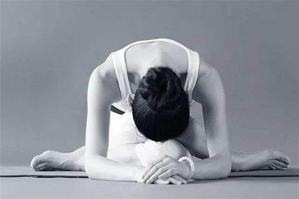 陰瑜伽的好處及作用 有助于調(diào)節(jié)氣血 陰瑜伽的好處及作用 有助于調(diào)節(jié)氣血
