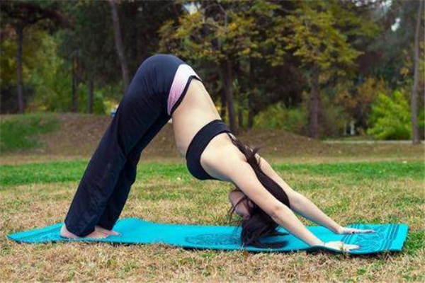 陰瑜伽適合什么時候做 晚上效果更好 陰瑜伽適合什么時候做 晚上效果更好