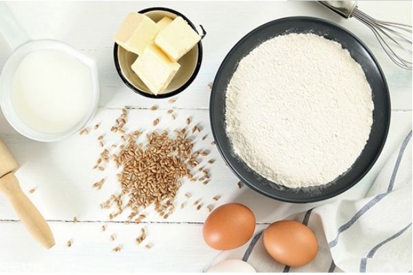 雞蛋美白面膜怎么做 雞蛋美白面膜的做法 雞蛋美白面膜怎么做 雞蛋美白面膜的做法