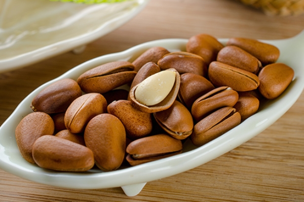 松子為什么會(huì)裂開 經(jīng)過特殊處理 松子為什么會(huì)裂開 經(jīng)過特殊處理