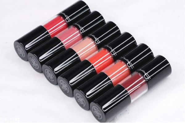 mac棒棒糖唇釉怎么打開 mac棒棒糖唇釉熱門色號(hào) mac棒棒糖唇釉怎么打開 mac棒棒糖唇釉熱門色號(hào)