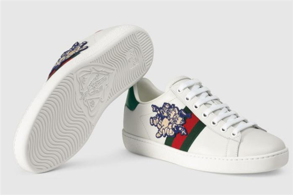 gucci豬年限定小白鞋多少錢 可愛到犯規(guī) gucci豬年限定小白鞋多少錢 可愛到犯規(guī)