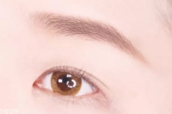 單眼皮小內(nèi)雙怎么畫(huà)眼妝 單眼皮眼妝基礎(chǔ)畫(huà)法