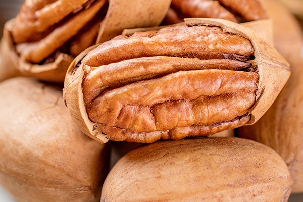 碧根果怎么開口 這樣開很簡單 碧根果怎么開口 這樣開很簡單