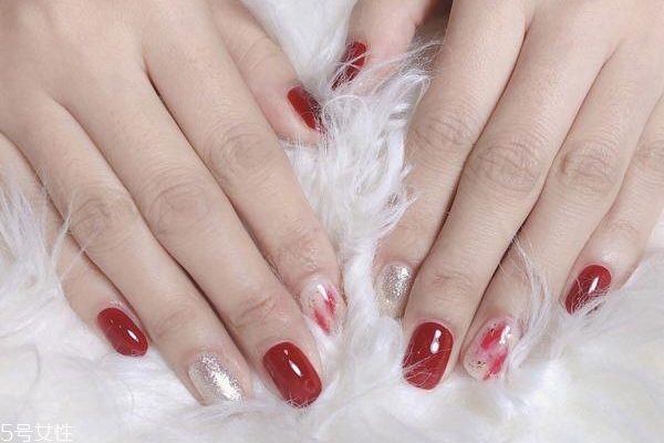 時尚簡約美甲圖片 時髦小心機美甲 時尚簡約美甲圖片 時髦小心機美甲