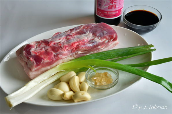 控肉飯跟鹵肉飯一樣嗎 控肉飯的做法圖解 控肉飯跟鹵肉飯一樣嗎 控肉飯的做法圖解