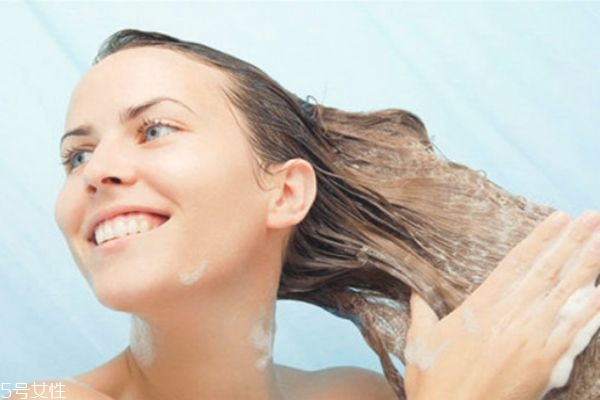 頭發(fā)少怎么辦 天生頭發(fā)稀少怎么變濃密 頭發(fā)少怎么辦 天生頭發(fā)稀少怎么變濃密