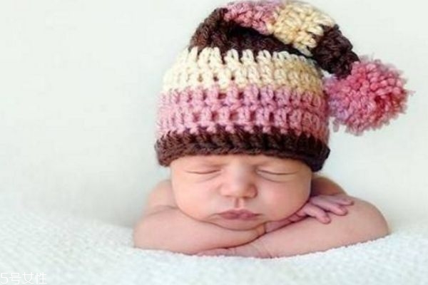 新生兒要不要用蠟燭包 新生兒要不要用蠟燭包