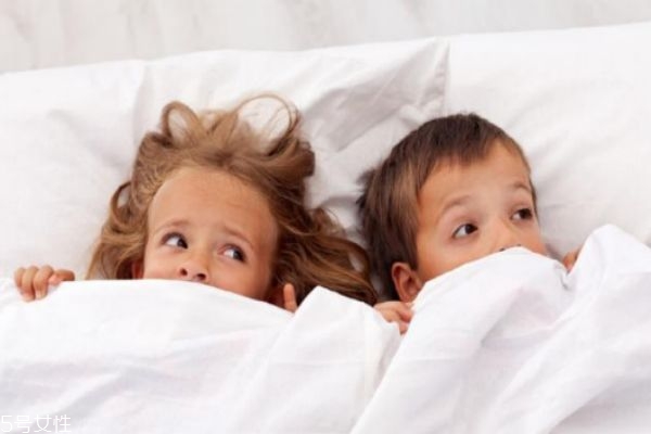 嬰兒受到了驚嚇怎么辦 嬰兒受到了驚嚇怎么辦