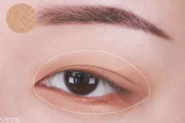 深棕色眼妝怎么畫(huà) 眼妝的畫(huà)法步驟教程 深棕色眼妝怎么畫(huà) 眼妝的畫(huà)法步驟教程