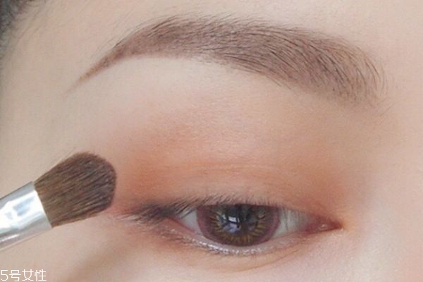 如何畫深邃眼妝 深邃眼妝畫法 如何畫深邃眼妝 深邃眼妝畫法