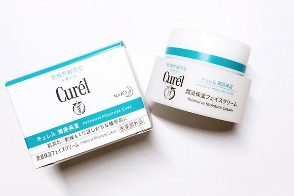 珂潤面霜要洗嗎 其實并不用 珂潤面霜要洗嗎 其實并不用