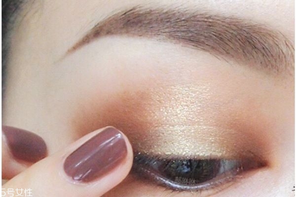 如何畫深邃眼妝 深邃眼妝畫法 如何畫深邃眼妝 深邃眼妝畫法