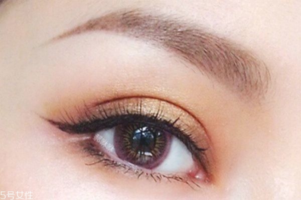 如何畫深邃眼妝 深邃眼妝畫法 如何畫深邃眼妝 深邃眼妝畫法