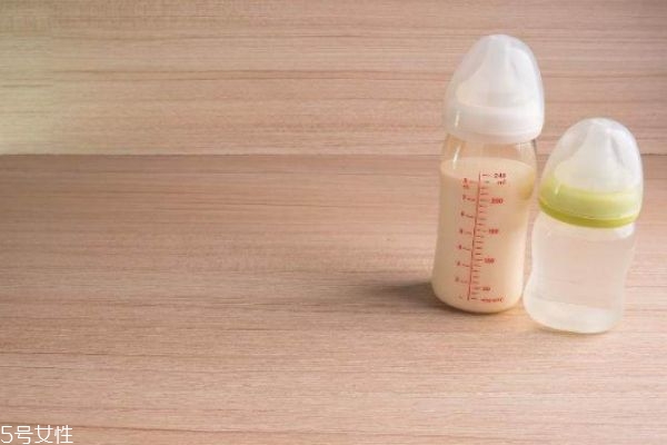 奶瓶多久換一次 好用的奶瓶品牌推薦