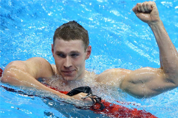 仰泳怎么浮起來(lái) 四大技巧要知道 仰泳怎么浮起來(lái) 四大技巧要知道