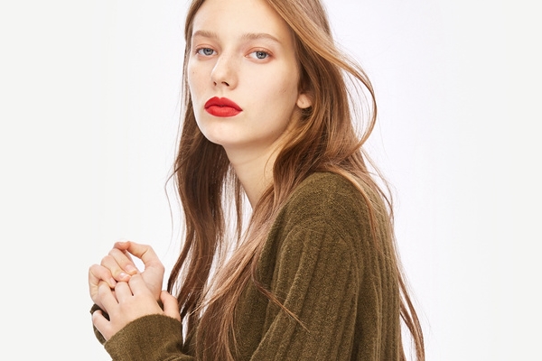 種睫毛要種到根部嗎 眼皮上就行 種睫毛要種到根部嗎 眼皮上就行