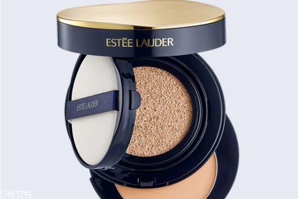 雅詩蘭黛沁水雙層氣墊色號怎么選 雅詩蘭黛沁水氣墊色號 雅詩蘭黛沁水雙層氣墊色號怎么選 雅詩蘭黛沁水氣墊色號