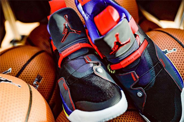 aj33和歐文5哪個好 各有優(yōu)勢 aj33和歐文5哪個好 各有優(yōu)勢