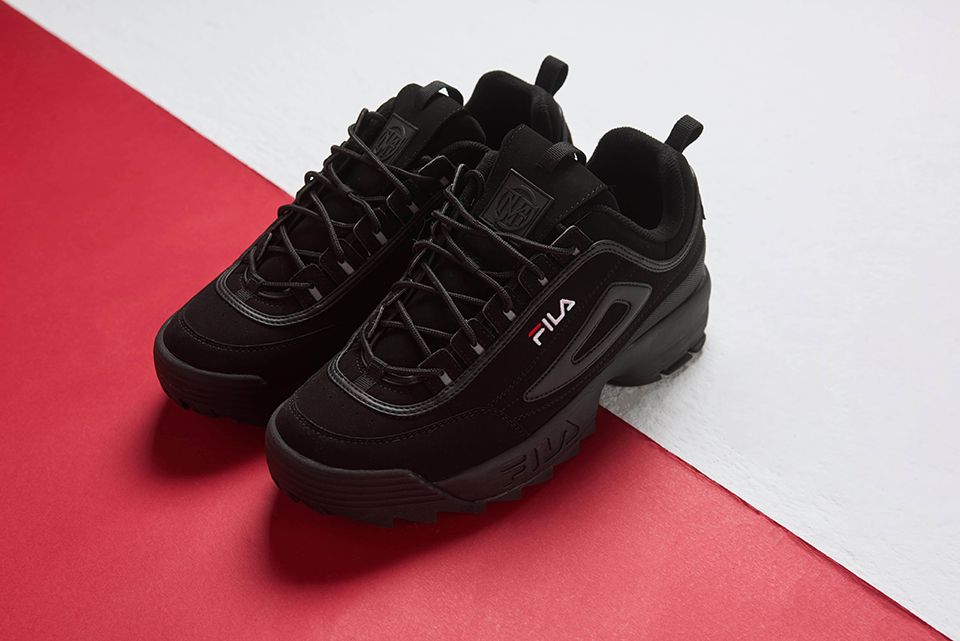 全球最受歡迎女生球鞋排行榜 老爹鞋居然沒上榜 全球最受歡迎女生球鞋排行榜 老爹鞋居然沒上榜