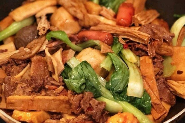 麻辣香鍋有湯嗎 這是肯定有的 麻辣香鍋有湯嗎 這是肯定有的